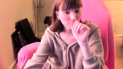 Brunette Solo Webcam Masturbation - drtuber.com