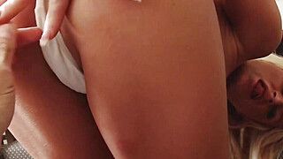 Amateur milf gets tit and pussy fucked on casting tape - ah-me.com