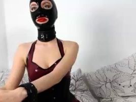 Amateur Webcam Babes Going Solo - drtuber.com