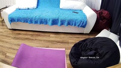 Busty amateur czech brunette strips on cam - drtuber.com - Czech Republic