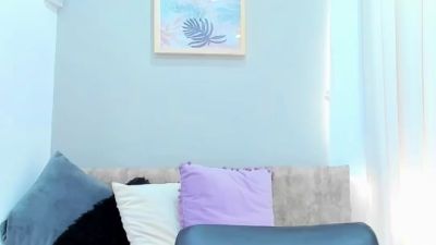 Sexy webcam brunette with big boobs - drtuber.com