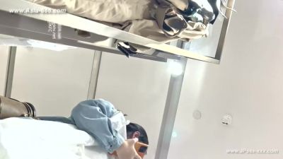 peeping chinese amateur upskirt.258 - hotmovs.com - China