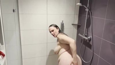 German MILF Saskialove87 Fingers Her Pussy to Squirting Orgasm in Shower - Homemade 4K - xxxfiles.com - Germany