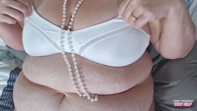 Hot BBW Wife Aunt Jane Shows Off Her Huge Natural Tits - Homemade MILF Cheating - veryfreeporn.com - Britain