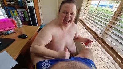 Horny BBW MILF Sucks Cock in Office - Amateur POV Face Fuck - veryfreeporn.com