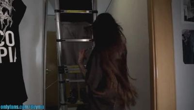Hot Goth Girl Fucks Handyman Standing - Big Tits & Big Ass Homemade Sex - veryfreeporn.com