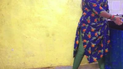 Step Sister Saith Fucks in Kitchen - Homemade Desi Sex - veryfreeporn.com - Pakistan