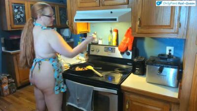 Busty Redhead MILF Cooks Breakfast Naked in Apron - Hot Homemade Submission - porntry.com - Usa