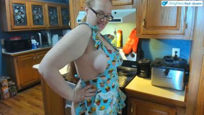 Busty Redhead MILF Cooks Breakfast Naked in Apron - Hot Homemade Submission - porntry.com - Usa