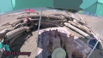Exhibitionist Wife Gives Risky Handjob on Nudist Beach - Amateur MILF & Big Cock Public Cumshot - porntry.com - Italy