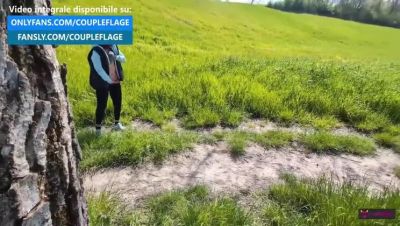 Redhead Wife Gives Risky Outdoor Blowjob to Stranger's Big Cock - Amateur Homemade - veryfreeporn.com - Italy
