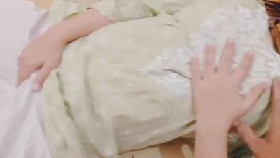 Hot Desi Kashmiri Girl Kamli Fingering Her Tight Pussy - Homemade HD - veryfreeporn.com - Pakistan