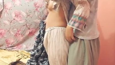 Hot Kashmiri Sister-in-Law Kamli Moans Loud in Desi Homemade Sex - porntry.com - Pakistan
