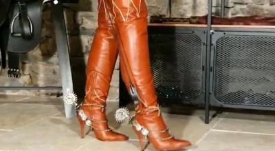 Amateur femdom fetish bitches - drtuber.com