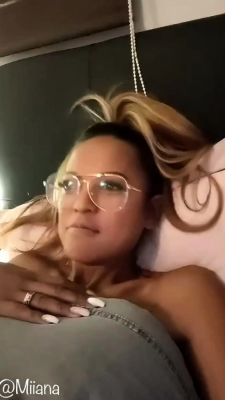 Amateur close up ass toying - drtuber.com