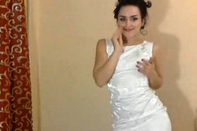 Real amateur teen plays with toys as she masturbates - drtuber.com