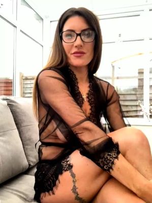 Horny Webcam Babe Solo Masturbation - drtuber.com