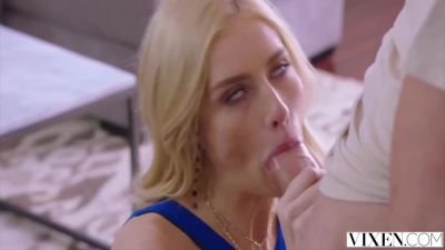 Naughty Couple Gets Horny In Dangerous Situations - upornia.com