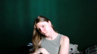 Brunette Solo Webcam Masturbation - drtuber.com
