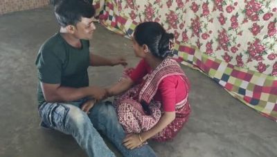 Desi Bhabhi Parnita Fucked Hard by Room Malik - Hot Indian Amateur Sex - porntry.com - Russia - India