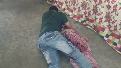 Desi Bhabhi Parnita Fucked Hard by Room Malik - Hot Indian Amateur Sex - porntry.com - Russia - India