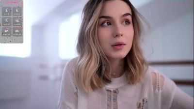 Blonde babe scarlet solo webcam - drtuber.com