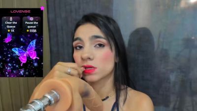Amateur Webcam Teen Flashes Masturbates - drtuber.com