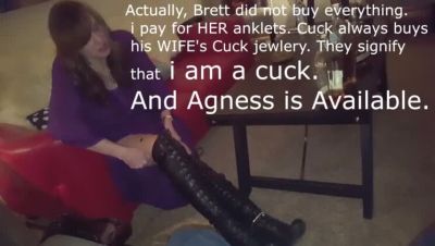 Hot Wife Starts Cuckold Night with Blowjob - Amateur MILF Action - porntry.com