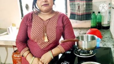 Desi Indian Aunty Fucks Neighbor Boy in Kitchen - Hardcore Homemade Sex - xxxfiles.com - India