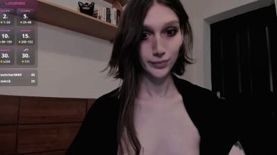 Small titted brunette amateur anal nailed at home - drtuber.com