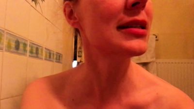 Amateur shower and masturbation - drtuber.com