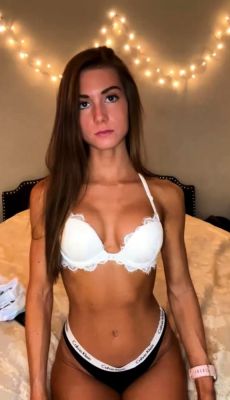 Brunette Solo Webcam Masturbation - drtuber.com