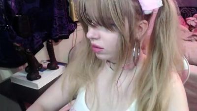 Sexy Amateur 18 Blond Teen First Time Webcam - drtuber.com