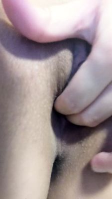 Amateur Close Up Squirting Masturbation - drtuber.com