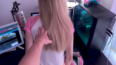 Stepsister Is Engaged In Webcam?! Ill Tell Everyone About It! - hclips.com - Russia