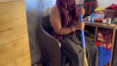 Bhabhi Ne Kiya Sex With Broom Fucking Couple Oil Pussy Massage Sex Chut Chudai - hclips.com