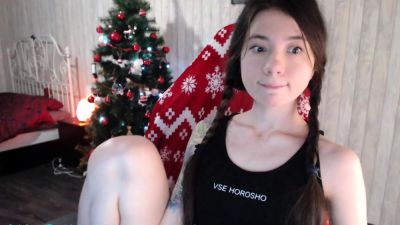 Hot amateur webcam teen masturbates for their fans - drtuber.com