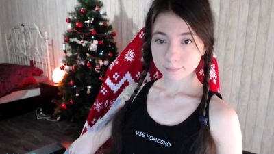 Hot amateur webcam teen masturbates for their fans - drtuber.com