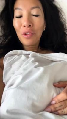 Nerdy amateur asians solo compilation - drtuber.com