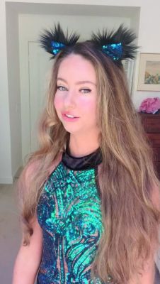 Amateur Cute Teen Girl Plays Anal Solo Cam Free Porn - drtuber.com