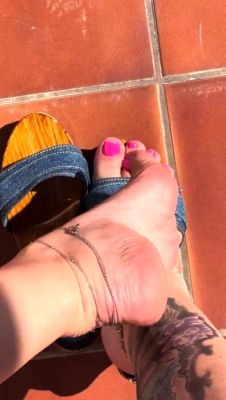 Black Amateur Explore Hot Foot Fetish - drtuber.com