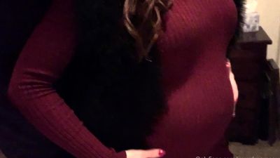 Amateur brunette doggystyle fucks a big cock - drtuber.com