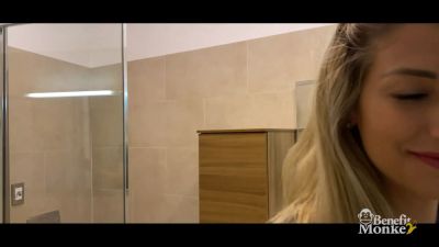 Amateur duo – Shona River tells me about her experiences and finishes up fingering benefit monkey - sexu.com