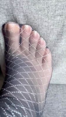 Black Amateur Explore Hot Foot Fetish - drtuber.com