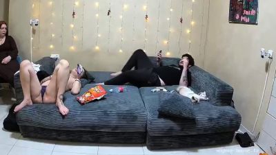 Amateurs Filming Group Sex - drtuber.com