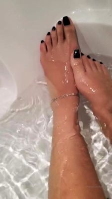 Close up amateur masturbating solo - drtuber.com