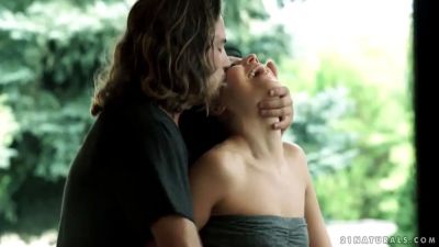 Teen couple fucks in the backyard - sexu.com