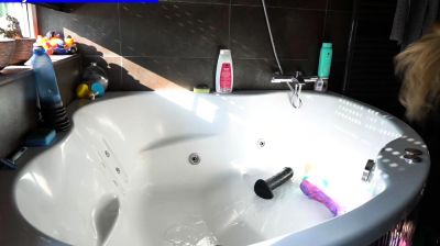 AMATEUR BRUNETTE TEEN NATURAL TIT CAUGHT MASTURBATINg CHEAT - drtuber.com