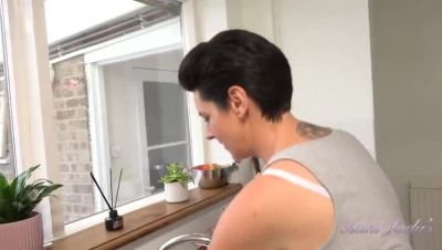 Sexy British MILF Scarlet Sucks Cock in Kitchen POV - Homemade Wife Fun - veryfreeporn.com - Britain