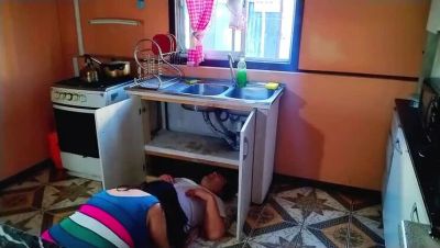 BBW Kelly Mom Seduces Plumber in Hot Stepmom Fuck - Amateur Homemade 4K - veryfreeporn.com - Usa